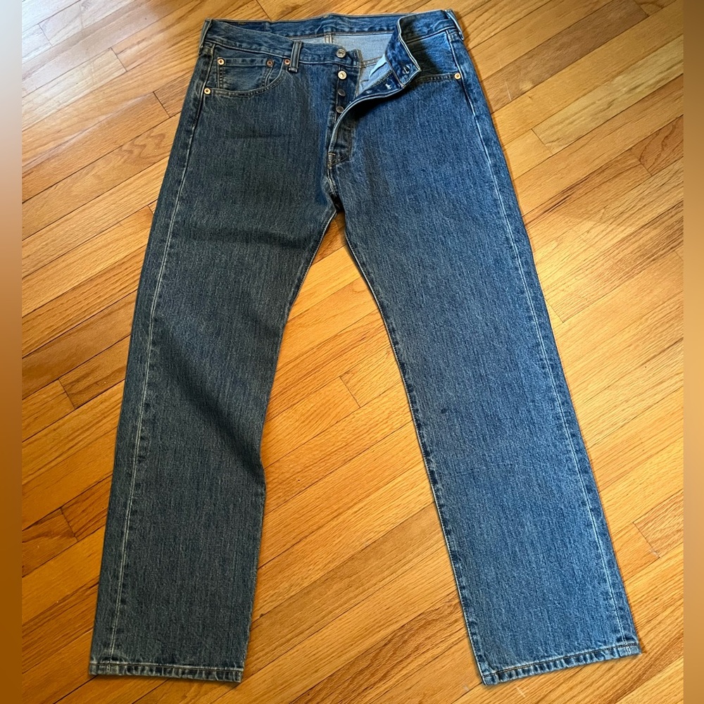 Mens Levi’s 501 Blue Denim Jeans straight leg, 33 waist, 30 length